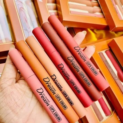 Picture of Hengfang Silky Touch Matte Color Lipstick ( 2Pisce)