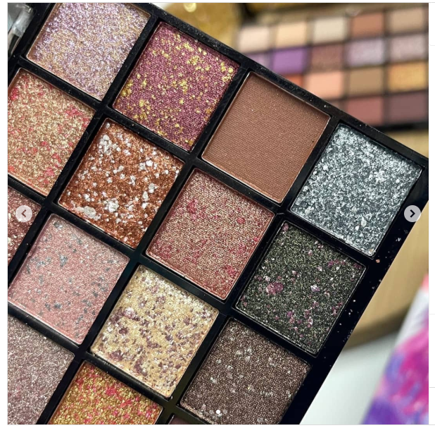 Picture of MissLara 32 Color Eyeshadow Plate Cosmetics Makeup Eyeshadow