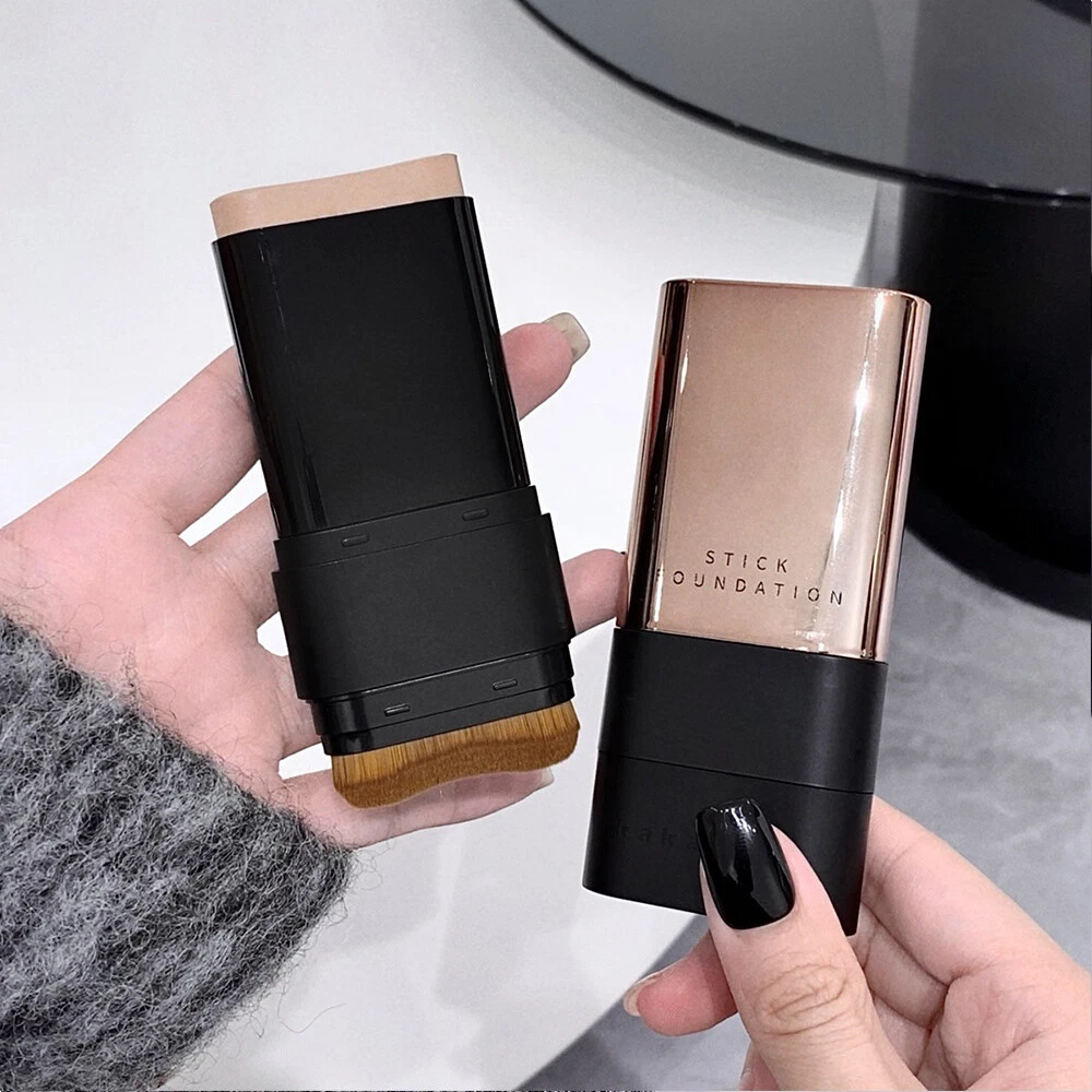 Picture of Kakashow Water Glow Stick Foundation.