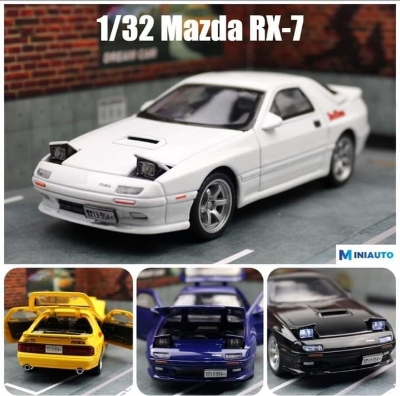 Picture of 1:32 Mazda RX-7 Die Cast Model Car , With Transparent Box.