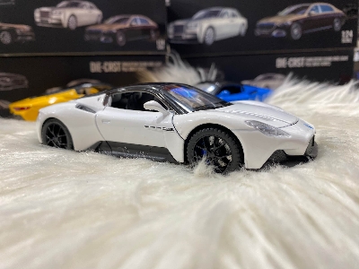 Picture of 1:32 Maserati Mc20 Die Cast Model Car , All Part Openable Light Music & Pull Back Fiction.