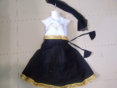 Picture of Western 2 pieces stylish skit and tops for baby girls party dress 0-7 years