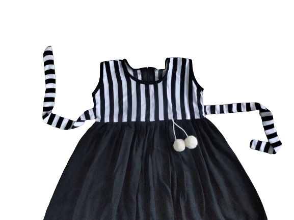Picture of Baby girls fashionable beautiful dress for 1 to 7 years babies - বাচ্চাদের জামা