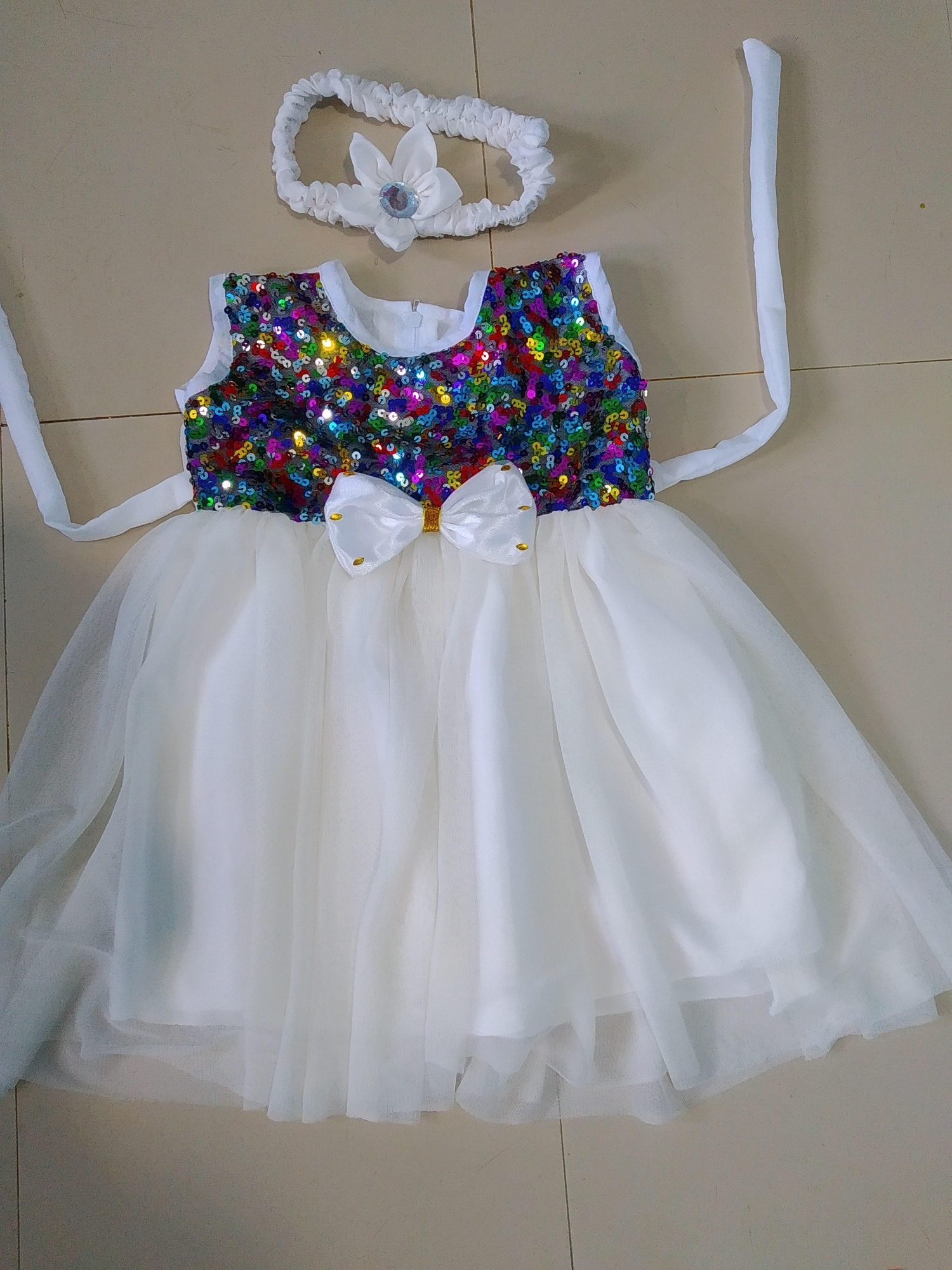 Picture of Party dress for ,Weeding and birthday dress for  0-12 years baby