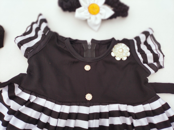 Picture of HOME made Baby girls Fashionable beautiful dress for  all season 0-12