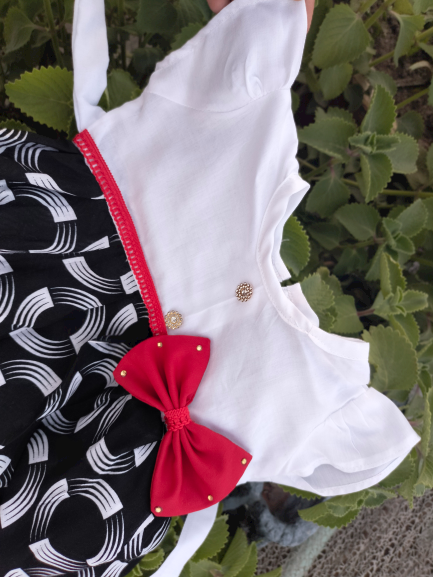 Picture of Party dress for ,Weeding and birthday dress for 0-12 years baby - Easy To maintain