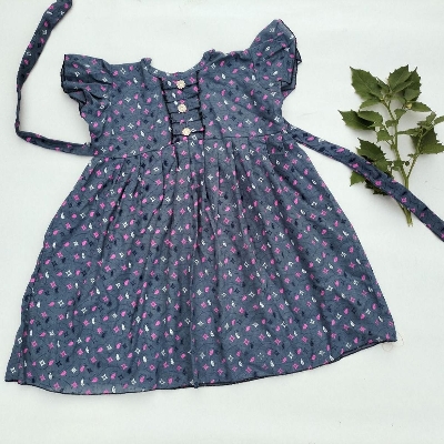 Picture of Baby girls fashionable beautiful 100% cotton dress for all season 0-4 years