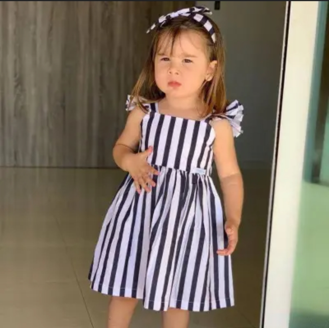 Picture of Baby Girls Fashionable Beautiful  handmade Dress For 0-4 Years Babies