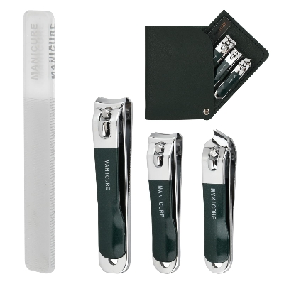 Picture of 4 Pieces Manicure Set with PU Leather Case