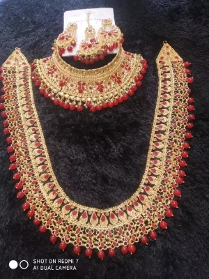Picture of Gold Plated Jewellery Set for Women
