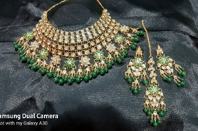 Picture of Bridal Wedding Ornament For Women