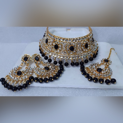 Picture of Beautiful Choker Necklace For Women , Traditional Fashion Wedding/Party Bridal Choker Necklace Earrings & Tikli. Jewellery Set For Women.