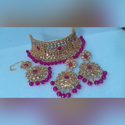 Picture of Beautiful Choker Necklace ,Traditional Fashion Wedding/Party Bridal Choker Necklace Earrings & Tikli. Jewellery Set For Women.
