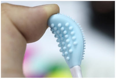 Picture of Double Side Soft Silicone Lip Scrub Tool & Nose Blackhead Remove Brush