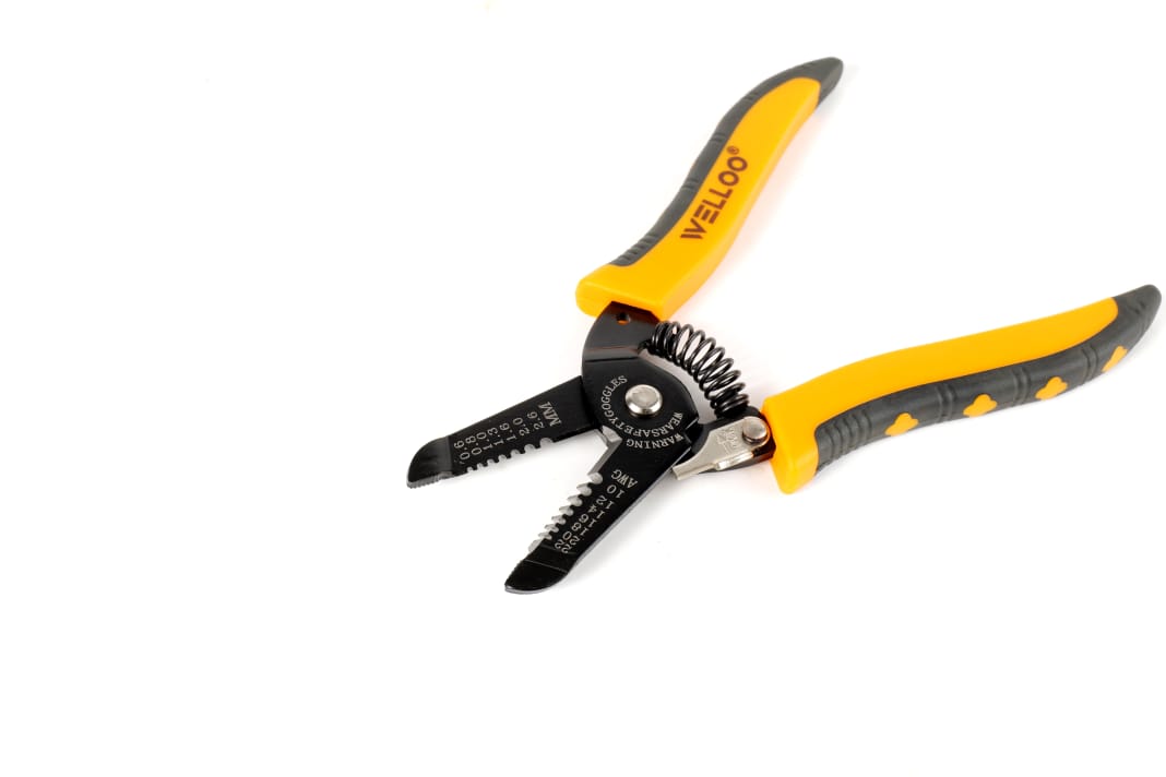 Picture of Wire Stripper Cutter 7” inch 180mm 7in1 Multi-Functional Hand Tool (Welloo WSP0701)
