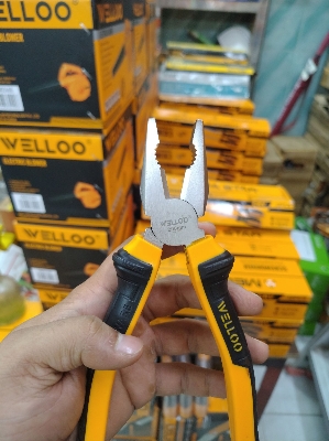 Picture of WELLOO High Quality Universal Combination Pliers With Rubber Handle 8inch /200mm HCP18200