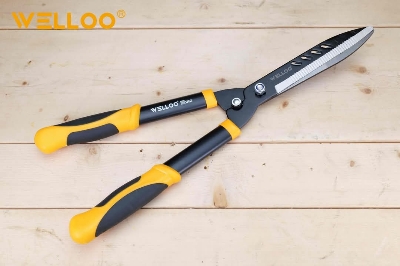 Picture of WELLOO Hedge Clippers 21", Hedge Shears for Trimming Borders, Boxwood and Bushes, Hedge Gardening Shears,Grass Cutter with Carbon Steel Sharp Blades & Ergonomic Comfortable Handle