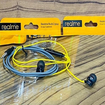 Picture of Realme Fashion buds Wired Earbud In-ear Stereo Earphones for All Smartphone