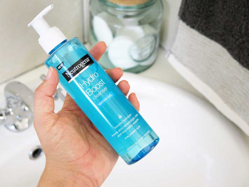 Picture of Neutrogena Hydro Boost Water Gel Cleanser 200ml (complete hydration regime)