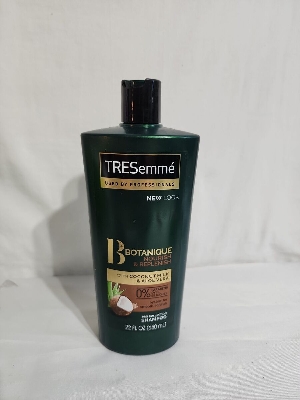 Picture of TRESemme Botanique  700ml
