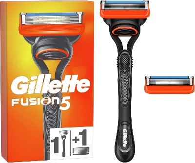 Picture of Gillette Fusion5 Manual Razor Handle With 2 Razor Blade Refills, For A Smooth, Long Lasting Shave