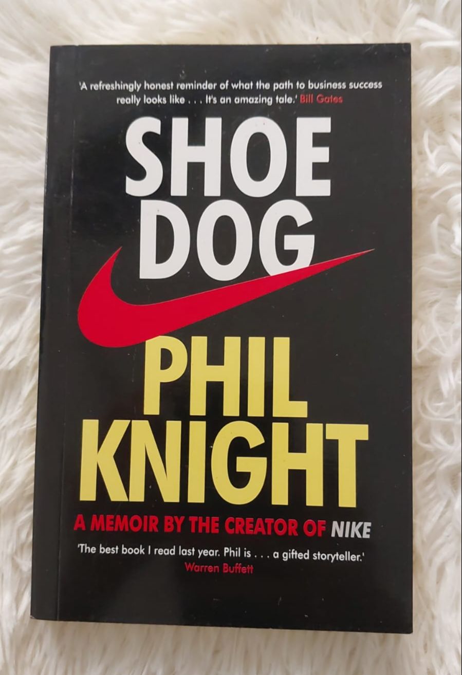 Picture of Shoe Dog by Phil Knight (Yellowish Paperback)