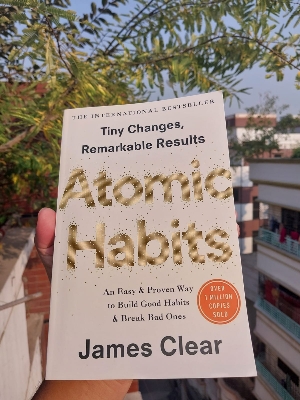 Picture of Atomic Habits by James Clear (Premium Quality Paperback)