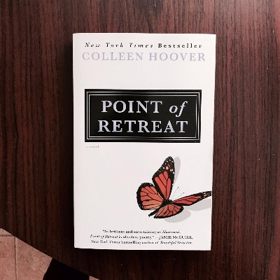 Picture of Point of Retreat by Colleen Hoover