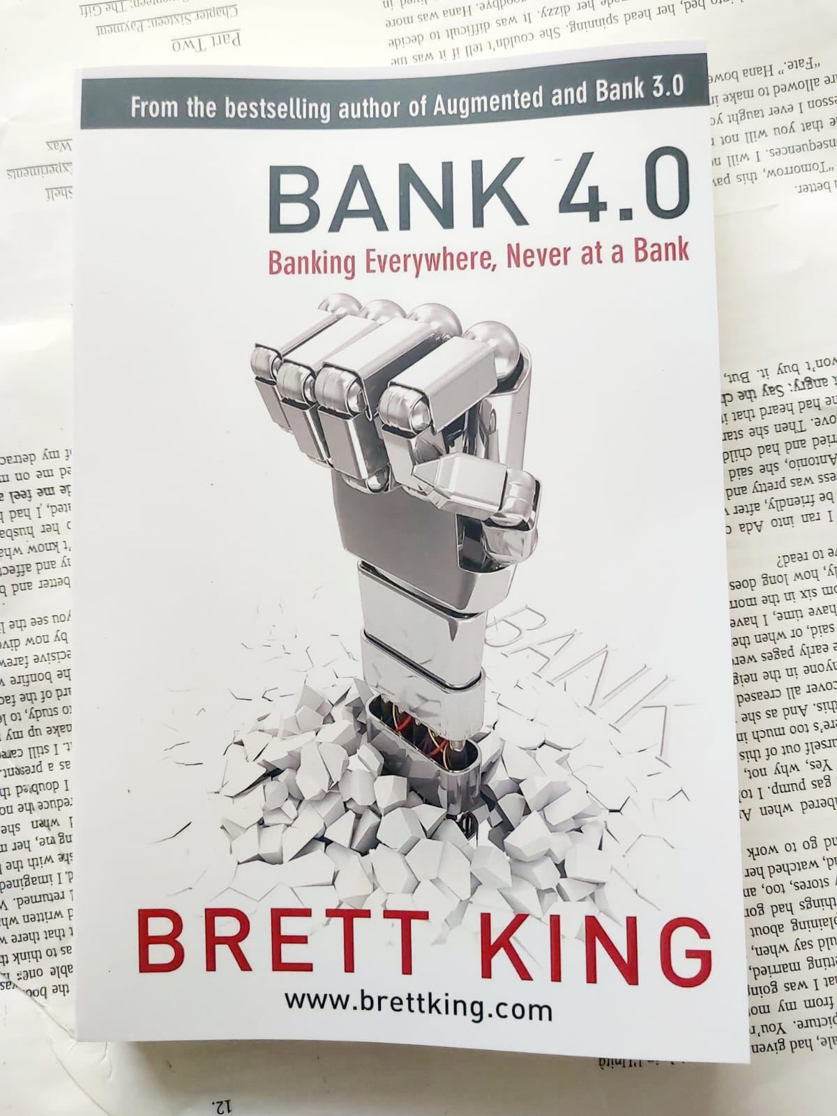 Picture of Bank 4.0: Banking Everywhere, Never at a Bank by Brett King - Premium - Paperback