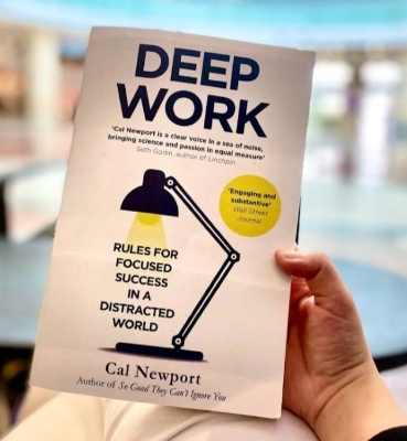 Picture of Deep Work : Rules for Focused Success in a Distracted World by Cal Newport (Paperback)