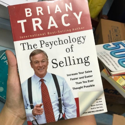 Picture of The Psychology of Selling: Increase Your Sales Faster and Easier Than You Ever Thought Possible -Paperback