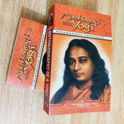 Picture of Autobiography of a Yogi by Paramahansa Yogananda