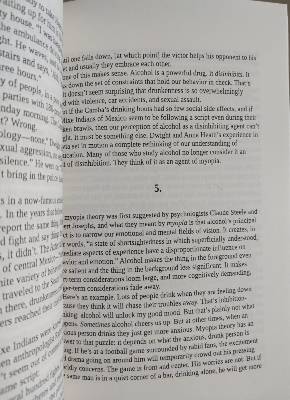 Picture of Talking to Strangers: What We Should Know about the People We Don't Know by Malcolm Gladwell (Premium | Paperback)