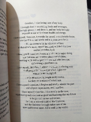 Picture of You Can Heal Your Life by Louise Hay  (Premium Paperback)