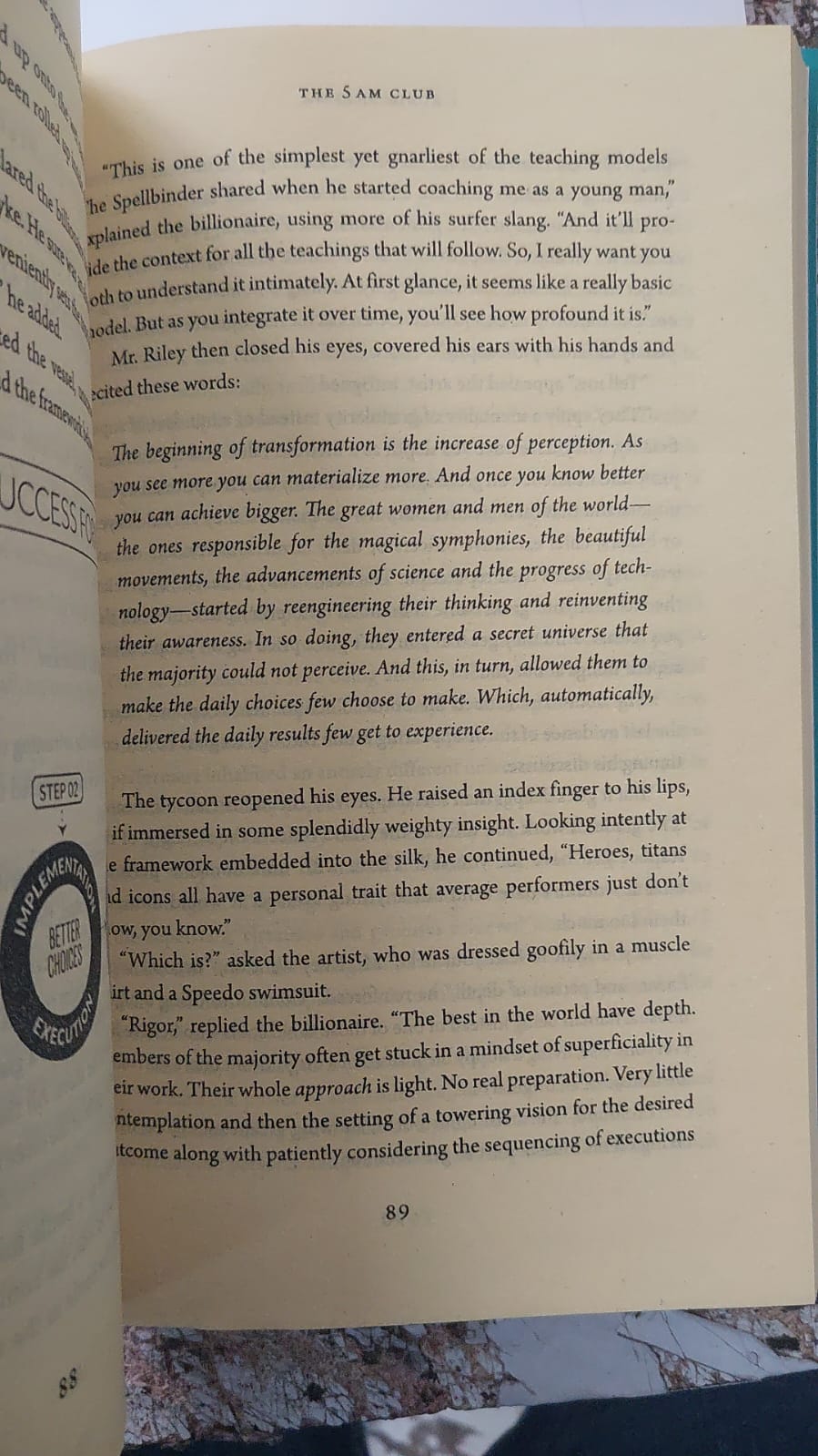 Picture of The 5 AM Club: Own Your Morning. Elevate Your Life by Robin Sharma (Yellowish - Paperback)