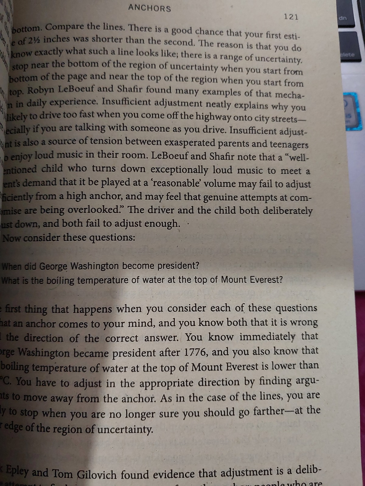 Picture of Thinking, Fast and Slow by Daniel Kahneman (Yellow Page Paperback)