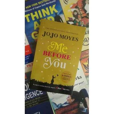 Picture of Me Before You by Jojo Moyes - Yellow Page - Papperback