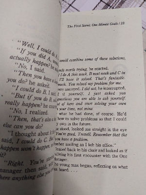 Picture of The One Minute Manager by Ken Blanchard (Yellowish Paperback)