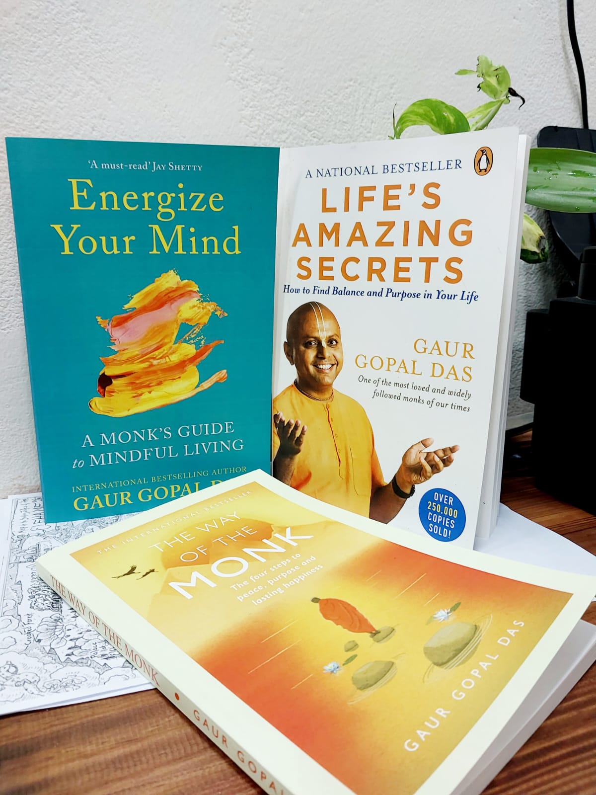 Picture of Three Books Set of (Energize Your Mind + Lifes amazing secret + The Way of the Monk)  by Gaur Gopal Das - Paperback