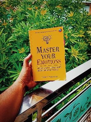 Picture of Master Your Emotions by Thibaut Meurisse - Premium Quality - Paperback