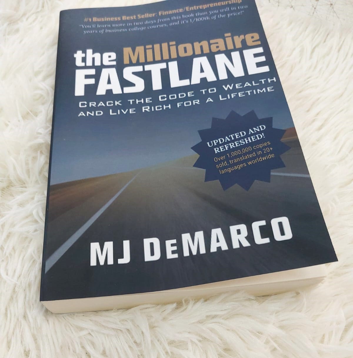 Picture of The Millionaire Fastlane by M. J. DeMarco - Premium Quality - Paperback