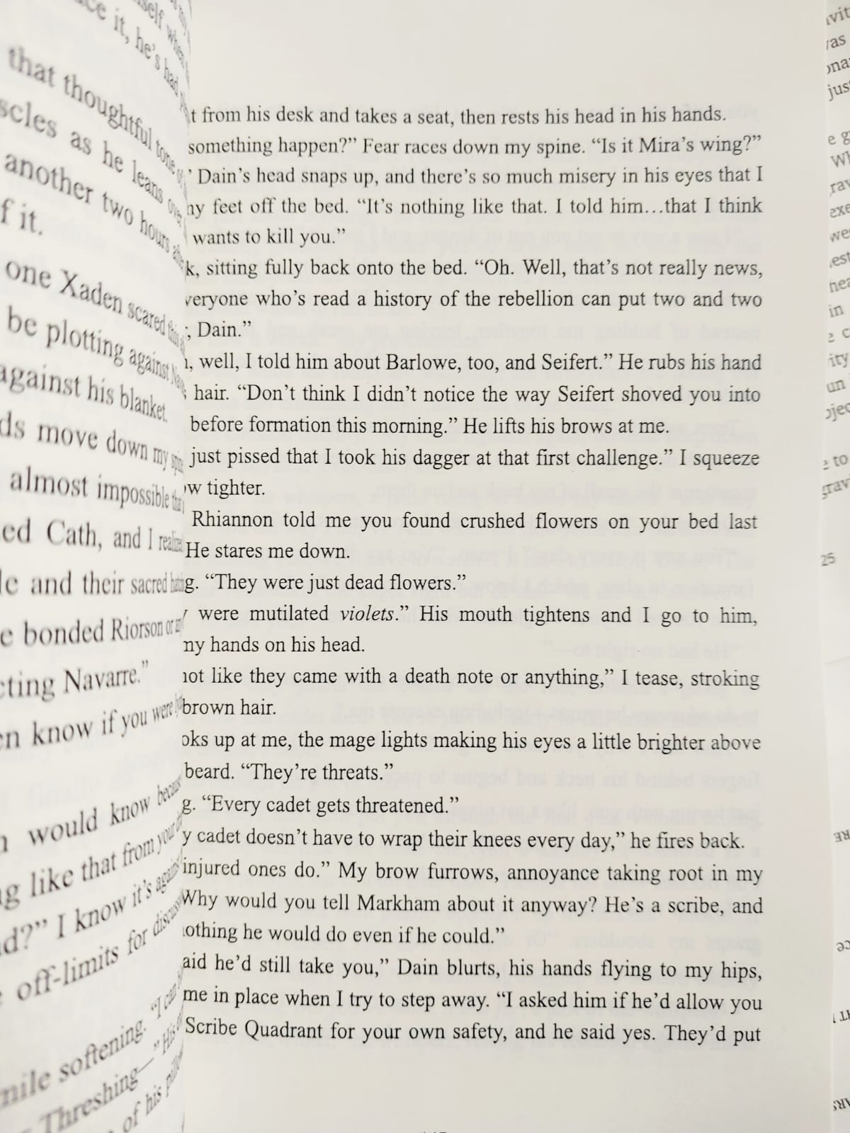 Picture of Fourth Wing book by Rebecca Yarros - Paperback