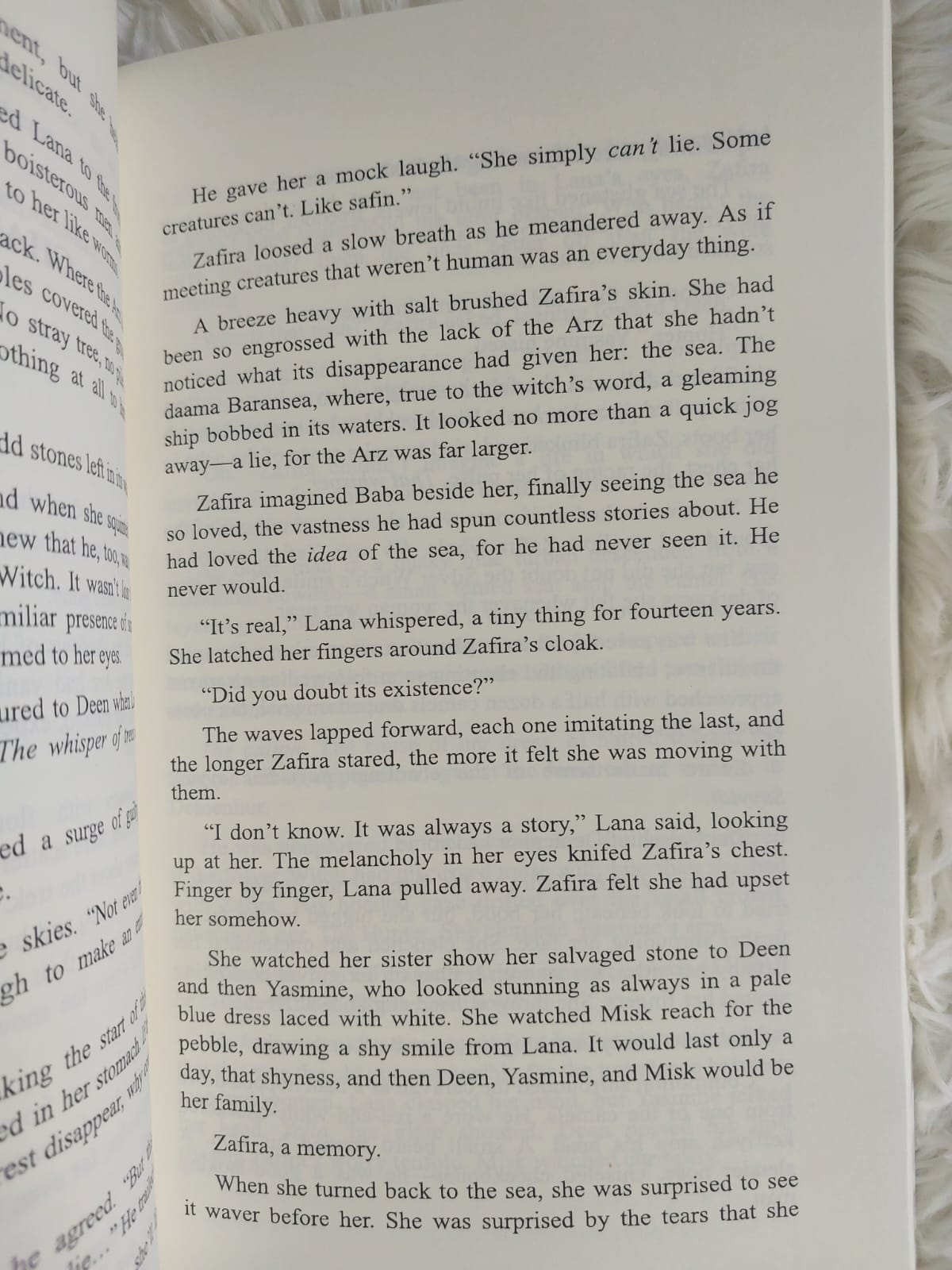 Picture of Sands of Arawiya Series 2 Books Set By Hafsah Faizal (We Hunt the Flame & We Free the Stars) - Premium - Paperback