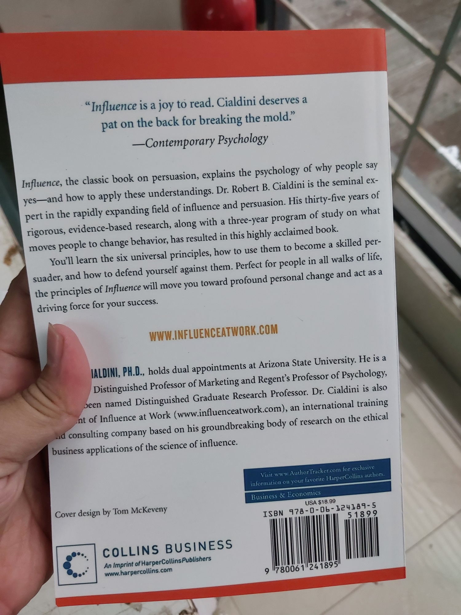 Picture of Influence: The Psychology of Persuasion by Robert B. Cialdini