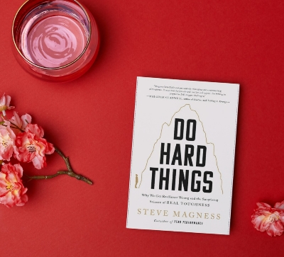 Picture of Do Hard Things by Steve Magness - Premium Quality - Paperback