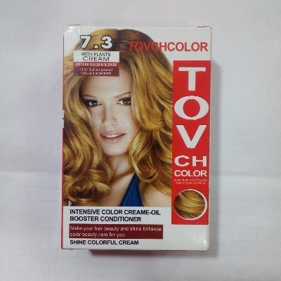 Picture of Medium golden blonde hair colour