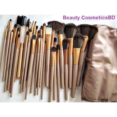 Picture of Naked3 Professional Makeup Brush Set - 32 Pcs