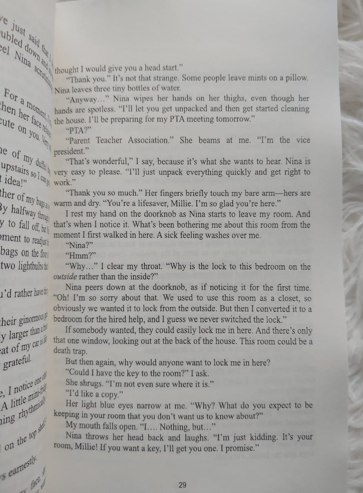 Picture of The Housemaid by Freida McFadden (Paperback)