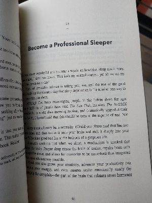 Picture of The Wealth Money Can't Buy: The 8 Hidden Habits to Live Your Richest Life - Paperback