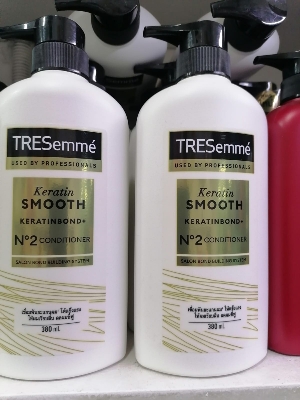 Picture of International  Tresemme Keratin Smooth Conditioner 380ml
